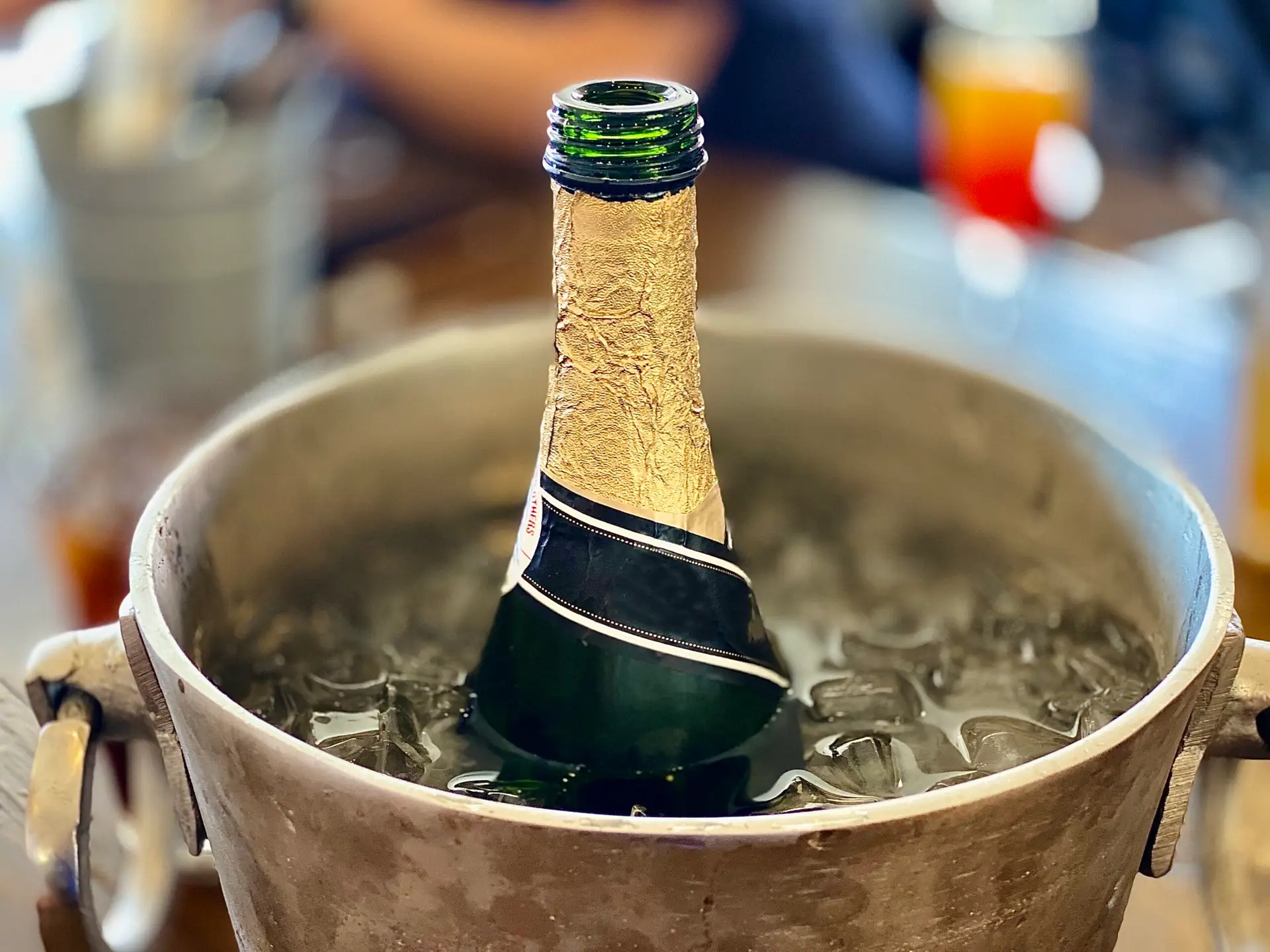 Welke bubbels kiezen? Champagne, Prosecco, Crémant bouteille-bulle-champagne